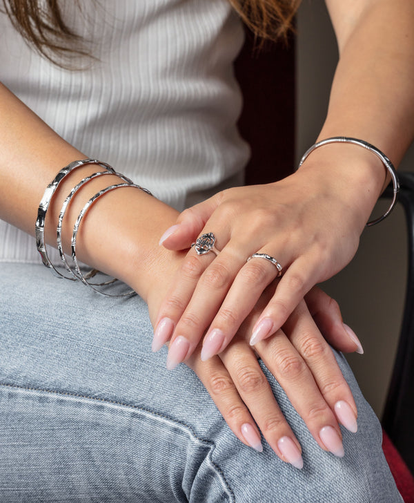 Silver 7-Day Bamboo Leaf Bangle Set
