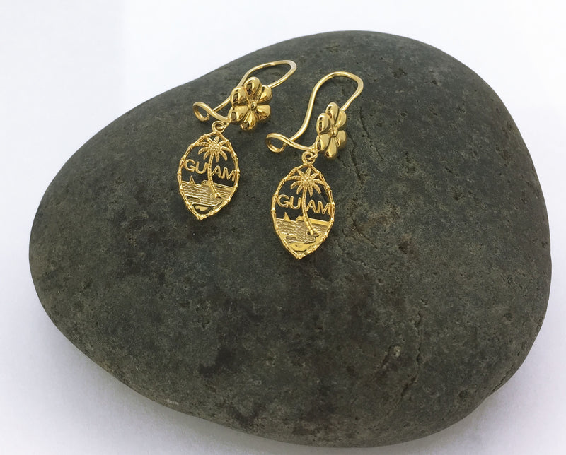 14K Yellow Gold Guam Seal Dangle Earring With Flower